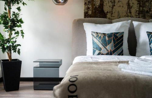 Luxus wohnen im Schloss Corvey für 1-6 Gäste im UNESCO Weltkulturerbe Höxter Weserbergland free W-Lan Parken Netflix für Familien Paare und Geschäftsreisende inkl Handtücher Seife Nintendo Switch uvm - Foto 7