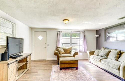 1 Mi to Boat Ramp Home Near Chassahowitzka River! - Foto 2