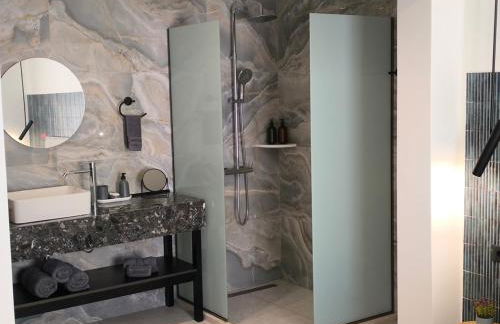 Valantina's & Mannouel Lardos Luxury Villas - Photo 50