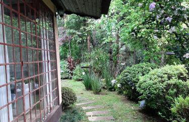 Chalé Pakere Montanha Lumiar - Conforto a mais de 1000 metros de altitude junto a natureza, wifi, piscina, sauna e água de nascente - locação do chalé sem prestação de serviços - Foto 15