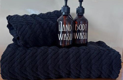 Modern Barn Conversion - Photo 34