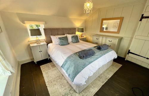 Cosy Coastal 2-Bedroom Cottage with Hot Tub and Log Burner - Foto 4