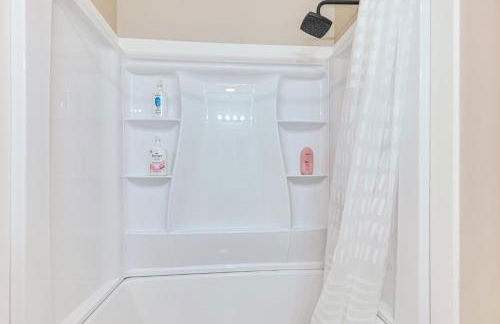 Walk to Bolton Valley Resort Condo with Mtn Views! - Foto 14