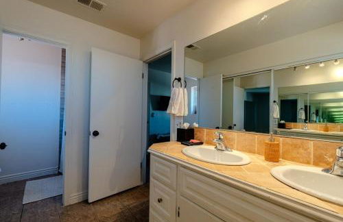 Spacious Lux Estate l 8 mins to Strip - Foto 19