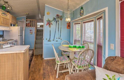 Middle Bass Resort Villa with Grill and Deck! - Foto 8