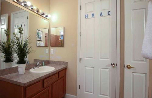 Luxury Villa 5 Bedrooms Minutes from Disney in the Reunion resort - Foto 33