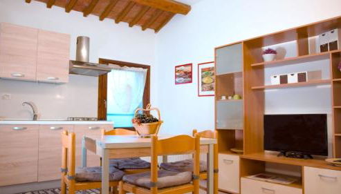 1 Bed-sleeps 4-town Centre-free Parking-aircon - Foto 5, stove, minibar