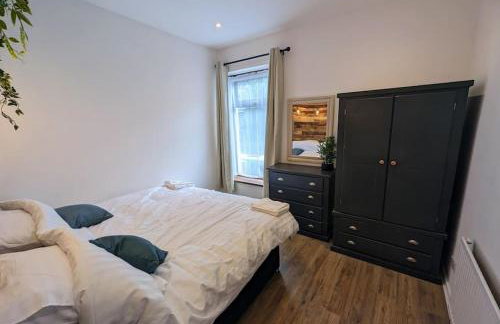 Stylish House in Welsh Hills, Sleeps 8 to 12 - Foto 5