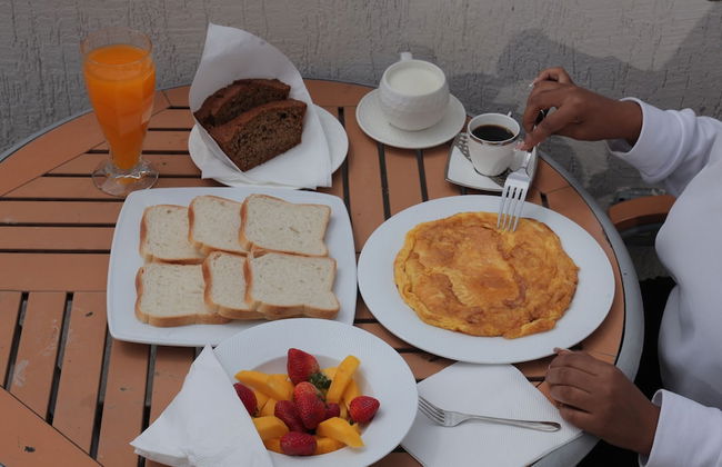 Yohannes Guesthouse Addis - Foto 25