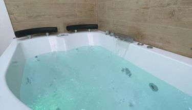Estudio BF jacuzzi jerez - Foto 2