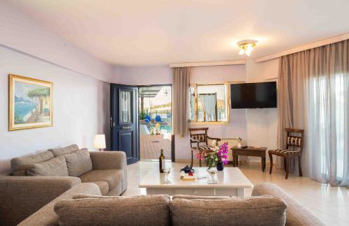 Salty Breeze - Photo 31