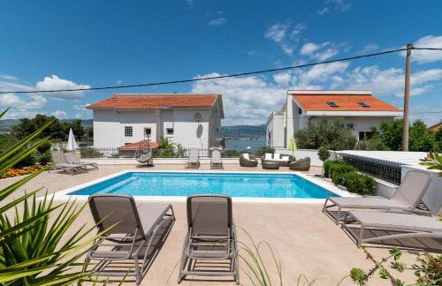 Apartments Brico - Heated Pool - Foto 63