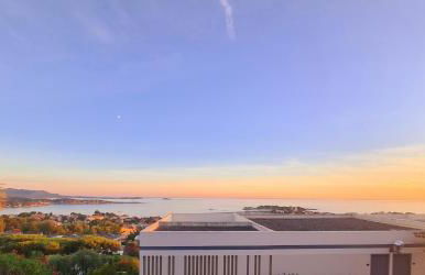 MAGNIFIQUE APPARTEMENT VUE MER - GRANDE TERRASSE ET PISCINE - Foto 25