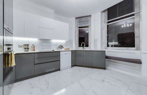 Luxury London 3 Bedroom Duplex with Pool Table - 4HS - Foto 24