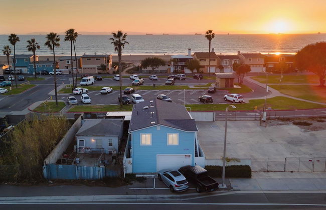 Steps to the Beach, Firepit & Patio Long-term Newport Beach Stay Coastal Cove - Foto 2