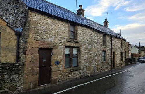 Old Grocers Shop, Youlgrave - Foto 1
