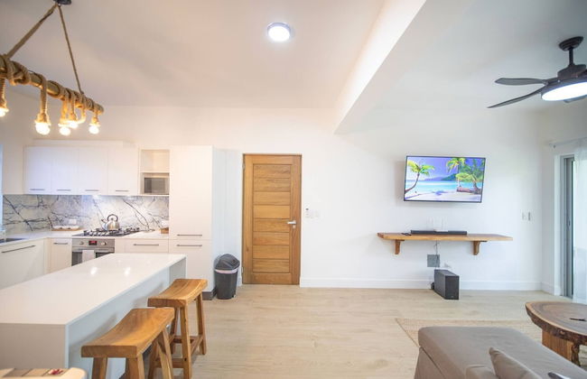 Caribbean Breeze - 2BR Apartment Close to Beach! - Foto 16