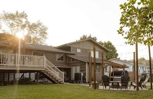 Bluffview on the River with a hot tub sauna pool table and more - Foto 4