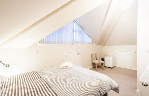 Luxury 2 Bedroom Apartment in Peaceful Location - Foto 26