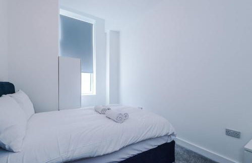 Cohost Partners Cozy Stay Heart of Warrington - Photo 18