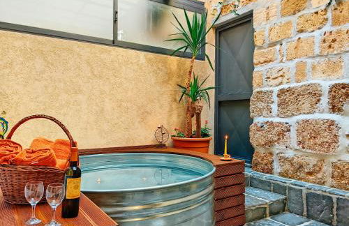 Basso 61, Cozy Oasis with Mini Pool and Courtyard - Foto 59