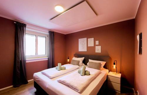 Praktisch&Zentral für Gruppen und Firmen-3 Schlafzimmer- 6 Personen-Parkplatz-Balkon-Stadtmitte-schnelles WLAN - Foto 1