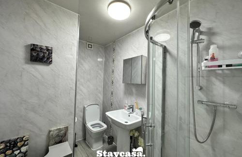 Spacious 5BR Home in Leafy Withington - 19677 - Foto 47