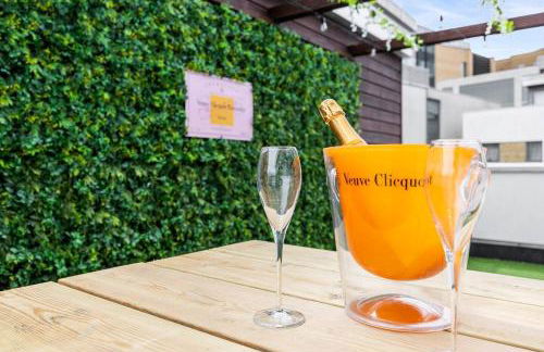Big Beach Boutique Champagne bar & roof terrace! - Foto 40