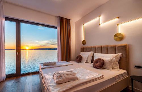 Luxury Villa Novita with Pool - Photo 77