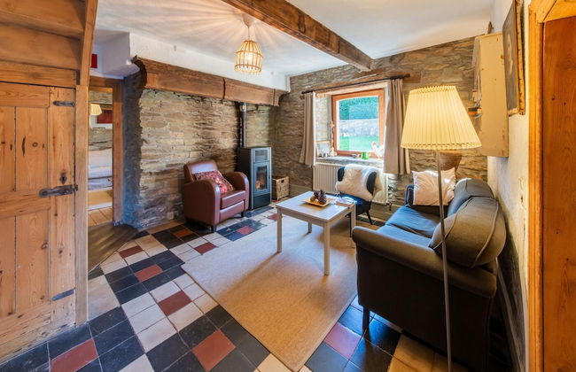 Holiday Home in Vielsalm With Bubble Bath - Photo 14