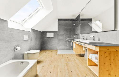 SCHWARZENBACH - Apartments & Rooftop Pool - Foto 27