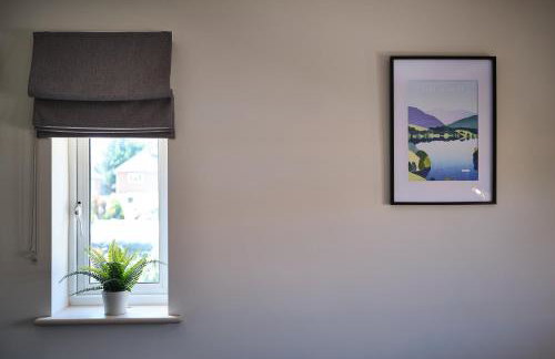 Spacious 4 Bed House Sleeps 6 Parking Garden in Loughborough - Foto 14