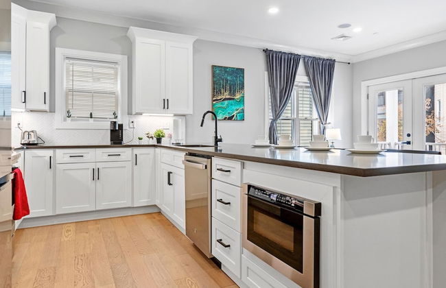 Luxury 2BD 2BA Near Logan Airport and T Station - Foto 29