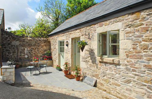 The Snuggery - Photo 1