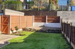 Cosy 3 bedroom residential house, private garden, 30 minutes from Alton Towers, 5 minute walk to Trentham Gardens. - Foto 11