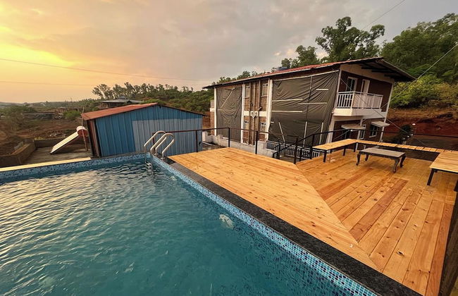 Savitri Bungalow - Photo 1