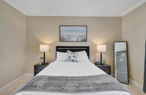 Beach Isles Modern 1BR in Fort Lauderdale with Patio - Foto 1