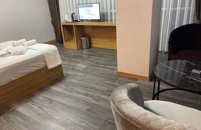 Waves Hotel - Photo 7