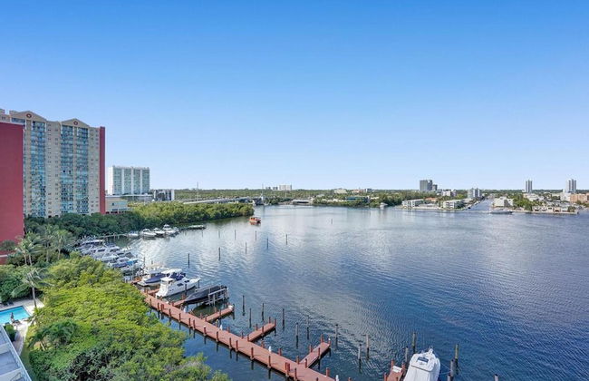 Le Petit Italie Water View 2 2 With Pool - Foto 48