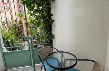 Vieil Antibes, ravissant 2p avec petite terrasse - Foto 2