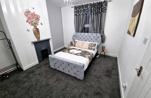 *11BR* Setup for your most amazing relaxed stay + Free Parking + Free Fast WiFi * - Foto 36