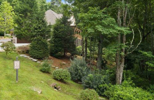 Cashiers Lux Mountain Home - Large Fire Pit - Foto 40