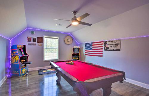 Bright Hopkins Home with Game Room and Fire Pit! - Foto 22
