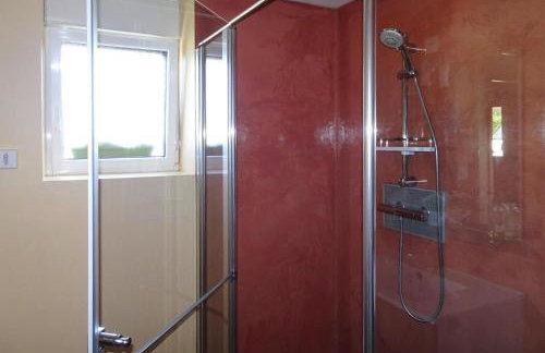 Holiday Home in Guerlesquin near Lake - Foto 9