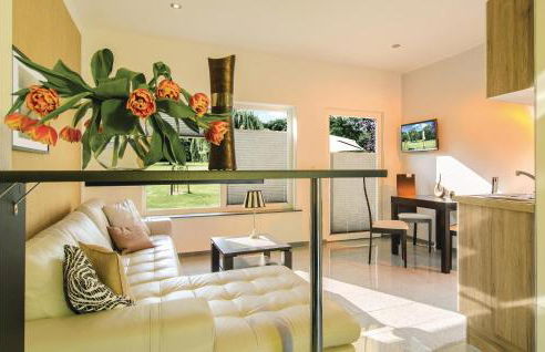 Lovely Home In Pinnow With Kitchenette - Foto 8