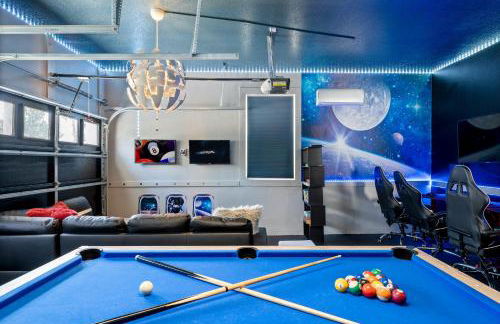 Boutique Luxury Home, Private Pool Close to Disney REU101 - Foto 47