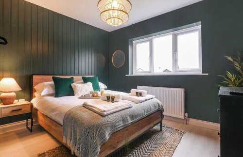 Hareshaw House - Photo 1