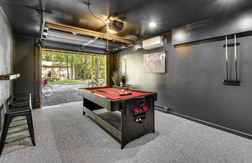 Private Hot Tub Tree-Lined Poconos Home! - Foto 24