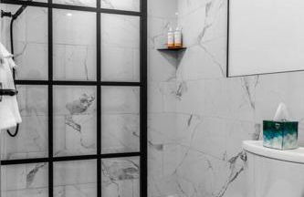 DTWN Bangor, Historic Hotel, KING BED, WIFI, Roku TV, Room # 403 - Foto 6