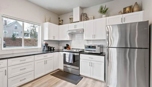 Full ADA Unit - 2 Bed 2 Bath Unit Near Downtown - Foto 5